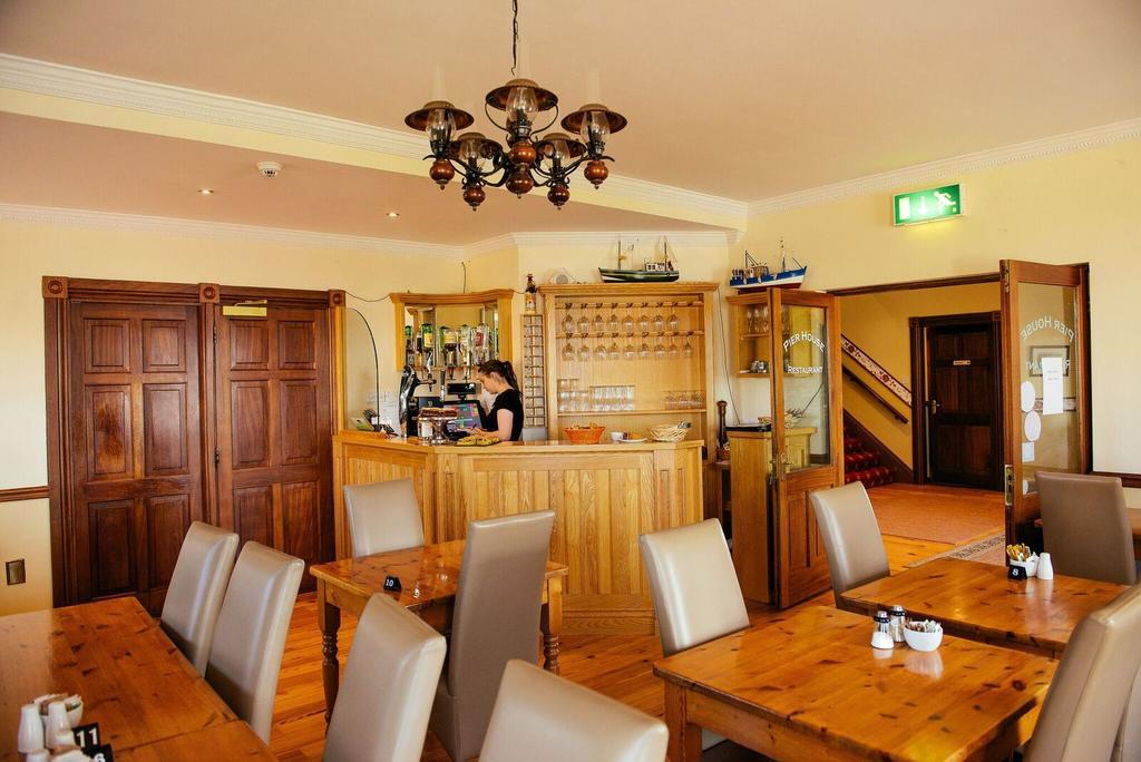 Pier House Bed&Breakfast Árainn Exterior foto